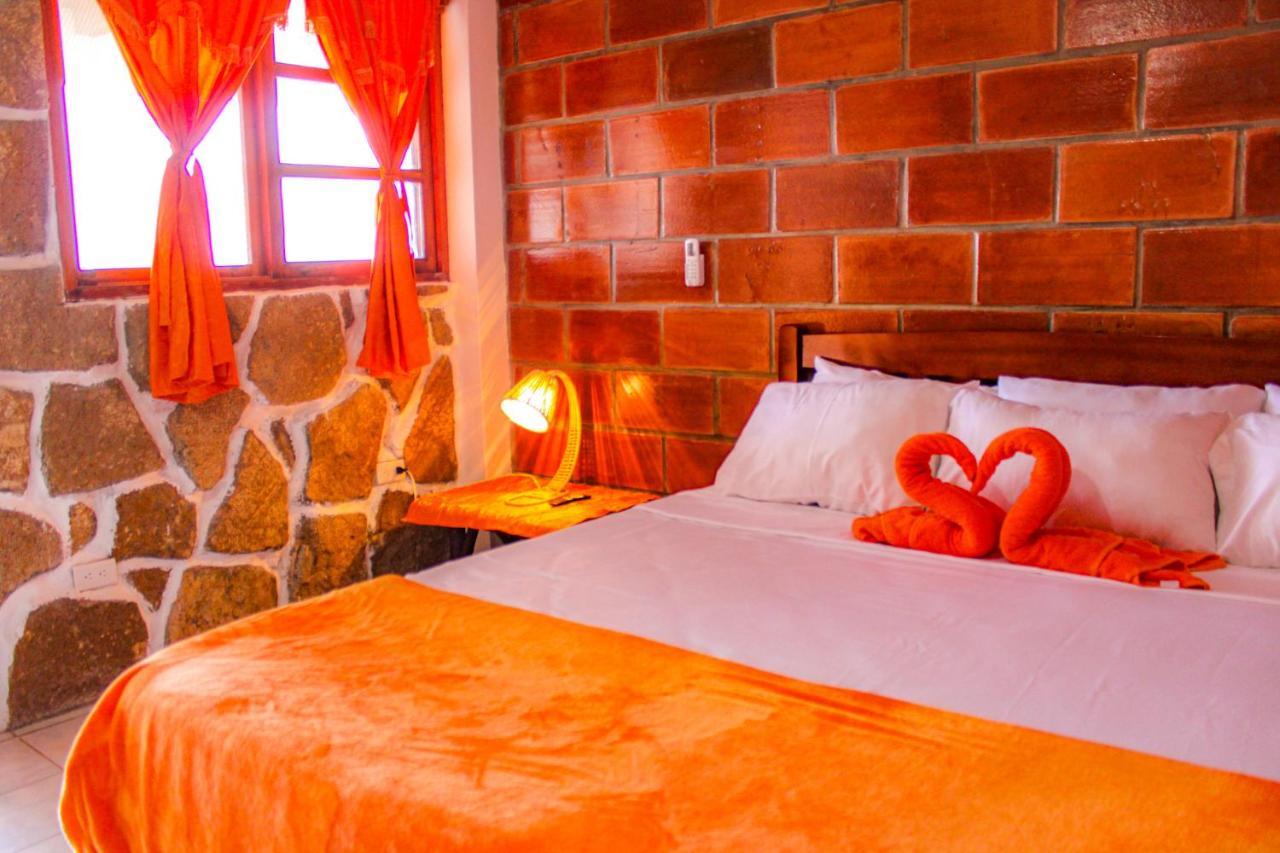 Hanga Roa Hotel Montañita Buitenkant foto