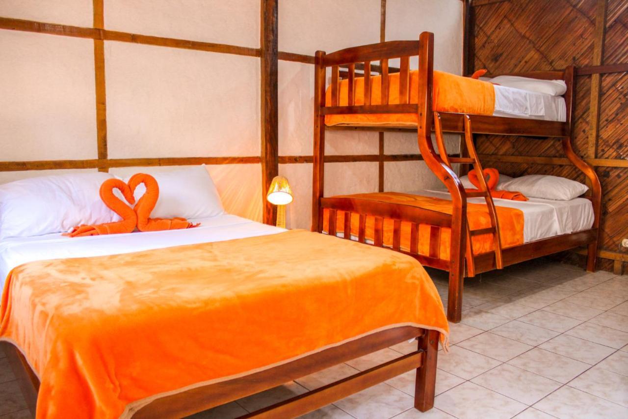 Hanga Roa Hotel Montañita Buitenkant foto