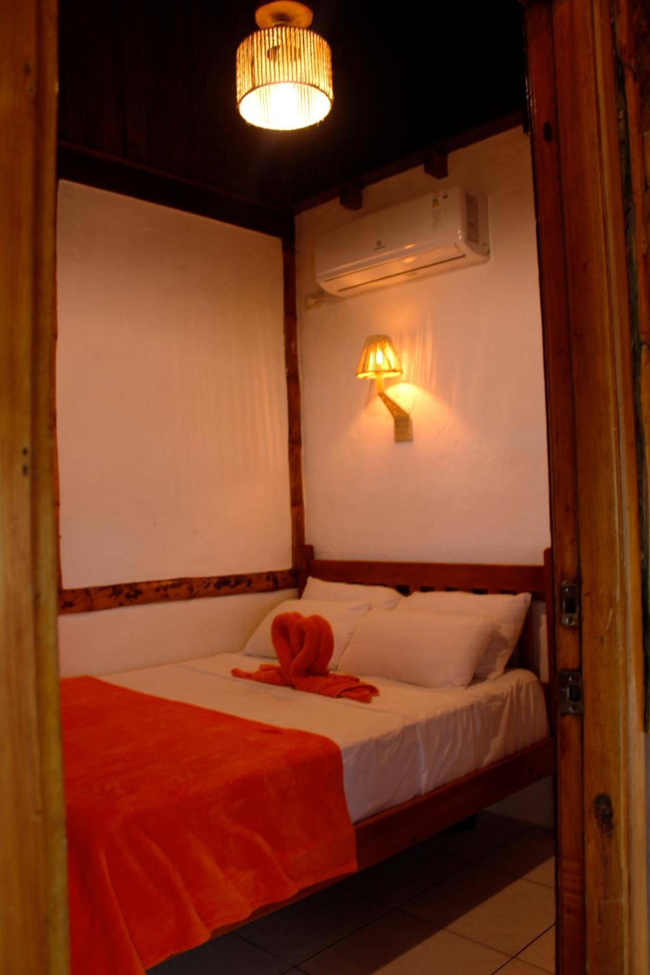Hanga Roa Hotel Montañita Buitenkant foto